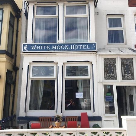 بلاكبول White Moon Hotel المظهر الخارجي الصورة