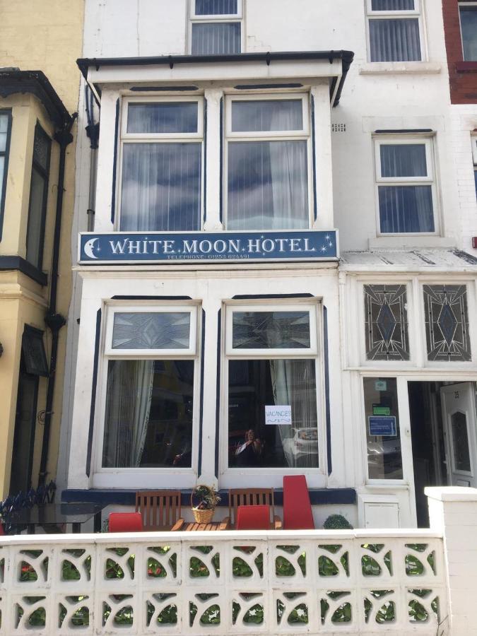 بلاكبول White Moon Hotel المظهر الخارجي الصورة