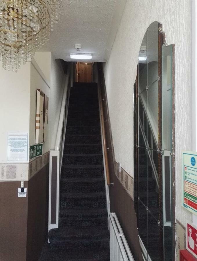 بلاكبول White Moon Hotel المظهر الخارجي الصورة